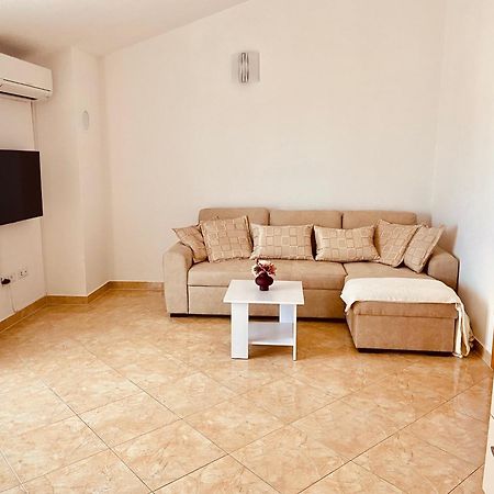 Apartments Brnada อูมัค ภายนอก รูปภาพ