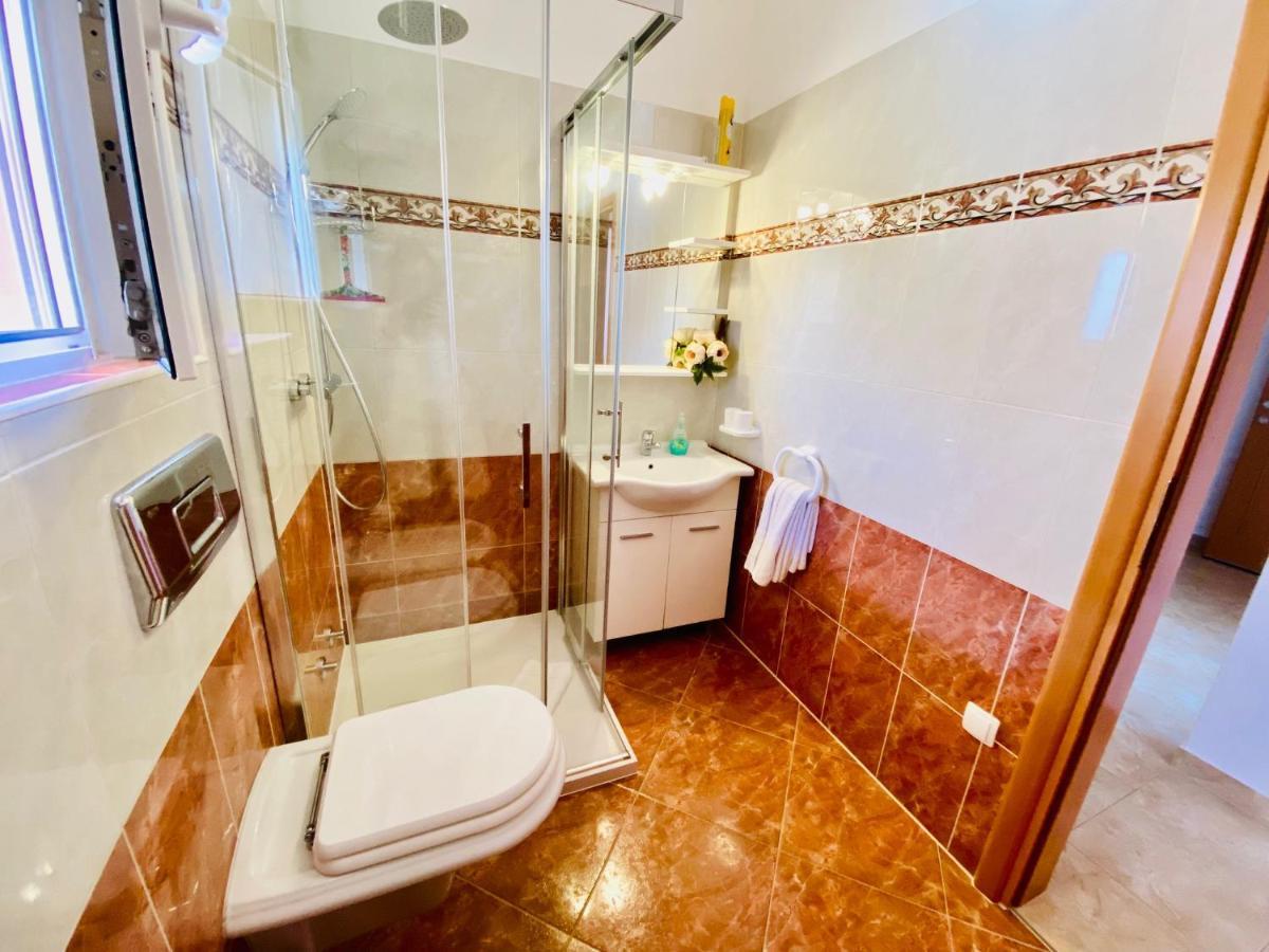 Apartments Brnada อูมัค ภายนอก รูปภาพ